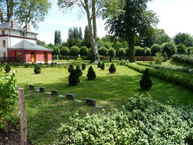 louviers - jardin de la villa calderon